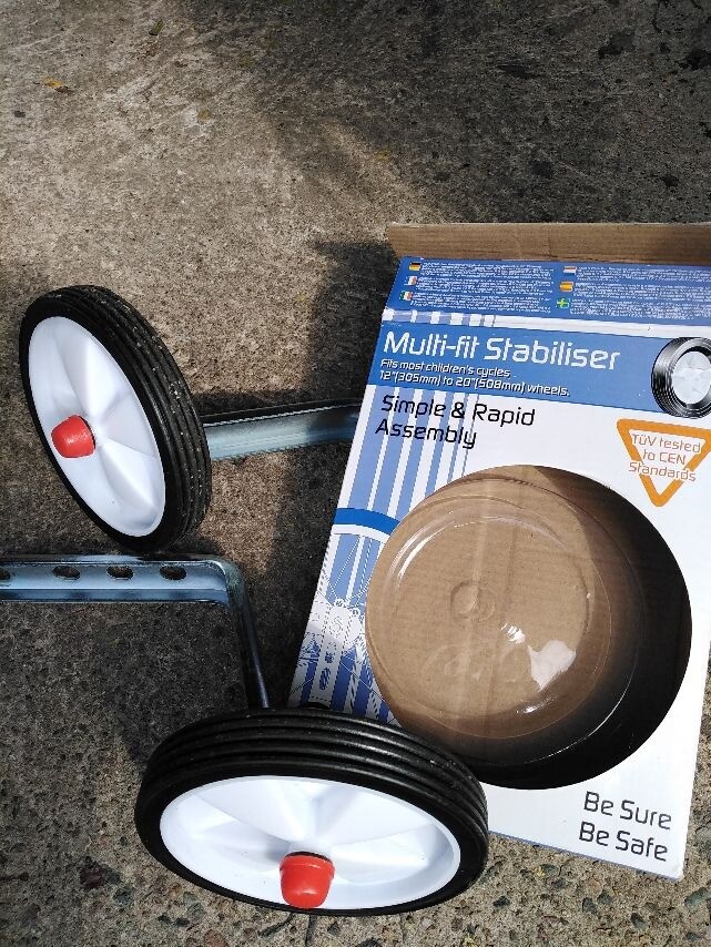 halfords stabilisers fitting